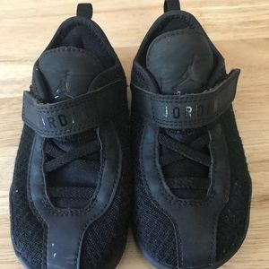 Jordan’s size 8C sneakers